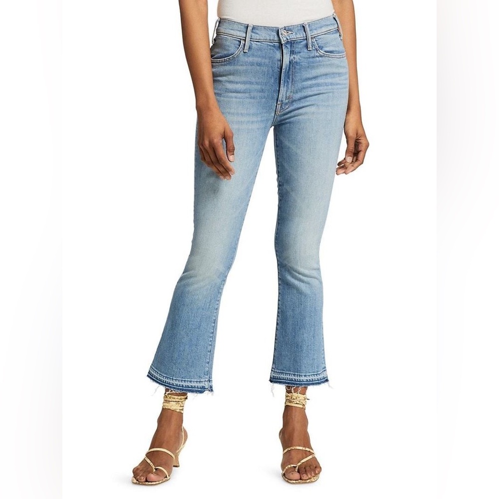 MOTHER Jeans Hustler Ankle Undone Style. Size 24 light blue wash great condition